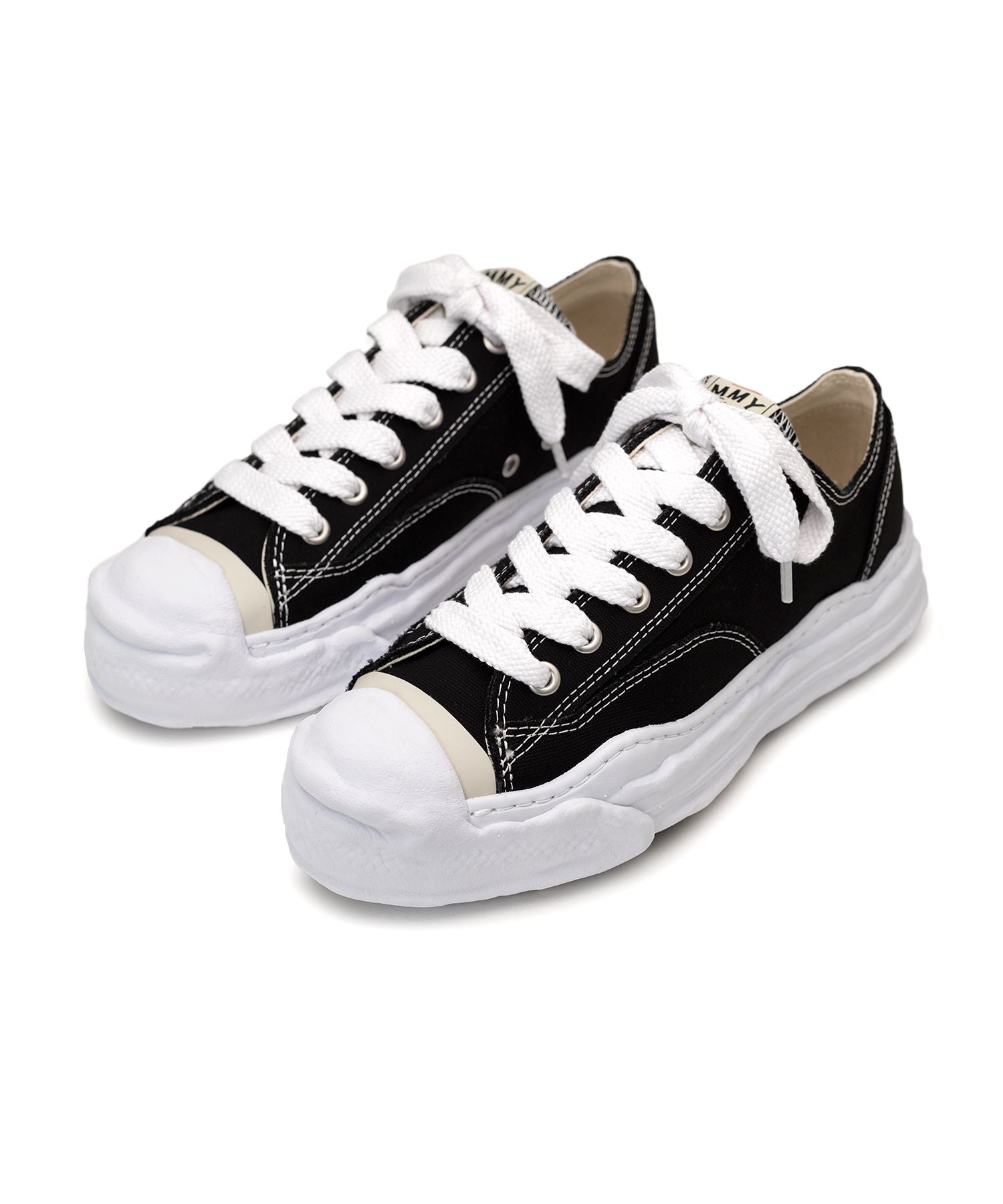 "AESON" - LOW TOP 3