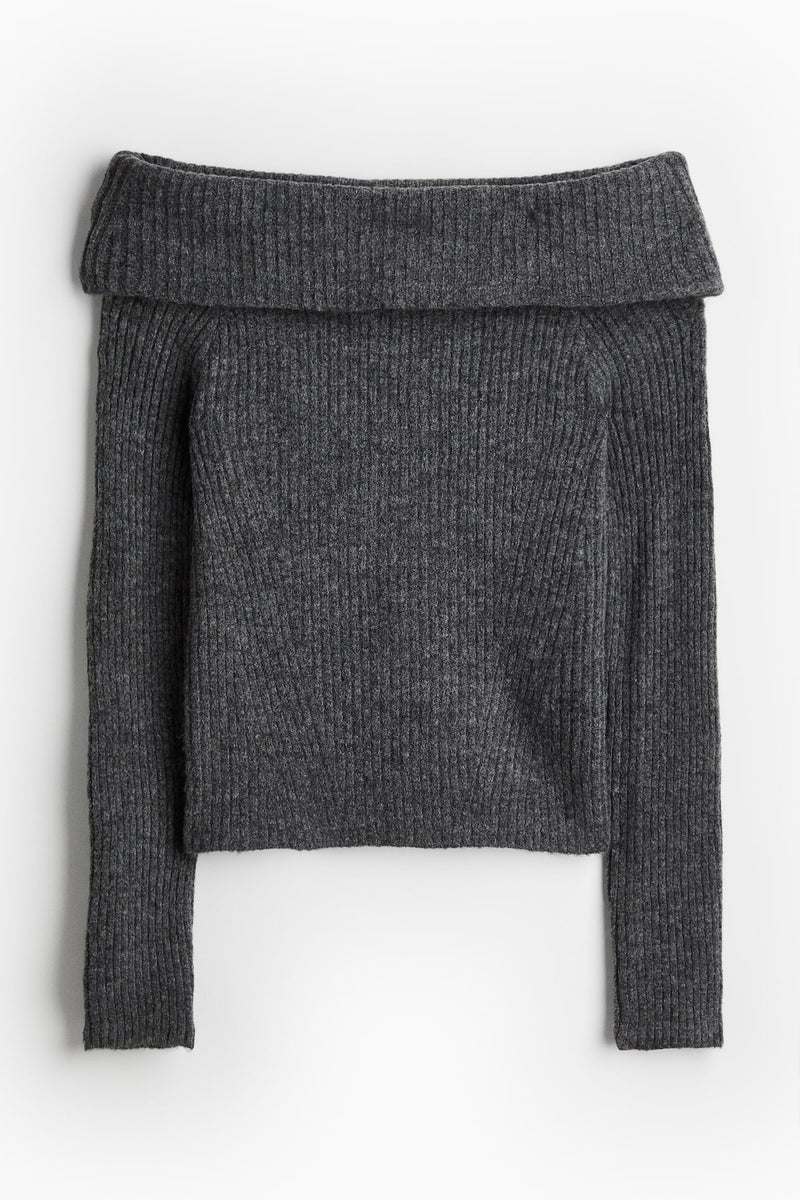 Schulterfreier Pullover 9
